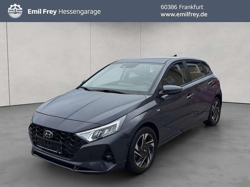 Grau Gebraucht 2023 Hyundai i20 Trend Kleinwagen | 15.950 € (Guter Preis) - Bild 1/4