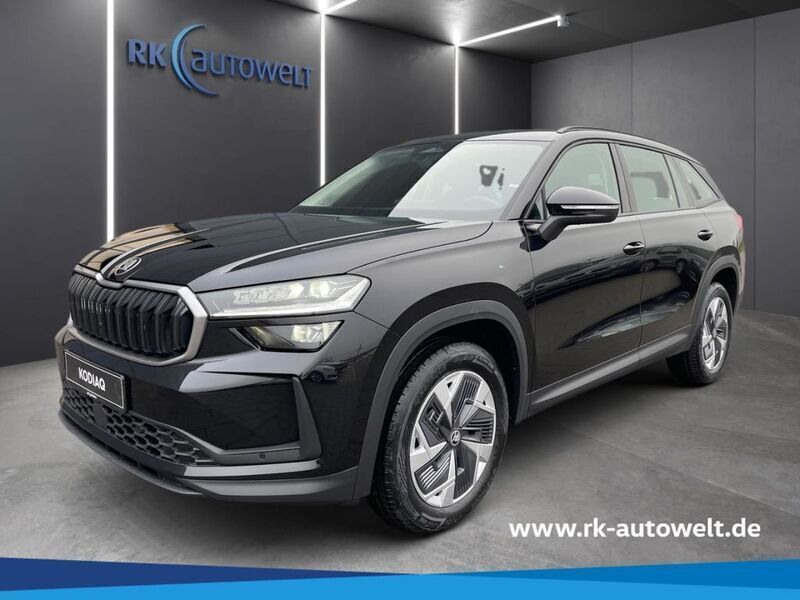 Schwarz Neu 2025 Skoda Kodiaq Selection SUV | 52.980 € (Fairer Preis) - Bild 1/4