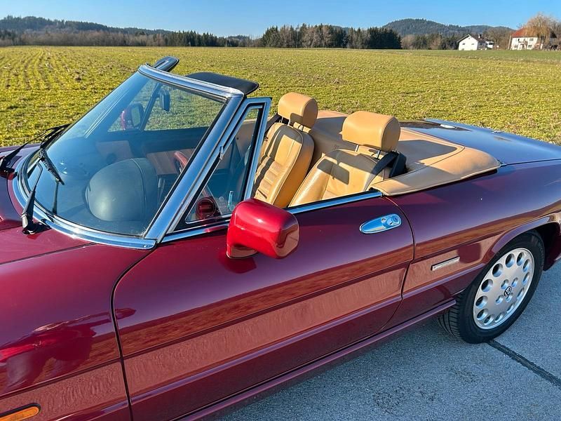 Gebraucht Alfa Romeo Spider 120 PS (88 kW) 1991 Rot Cabrio