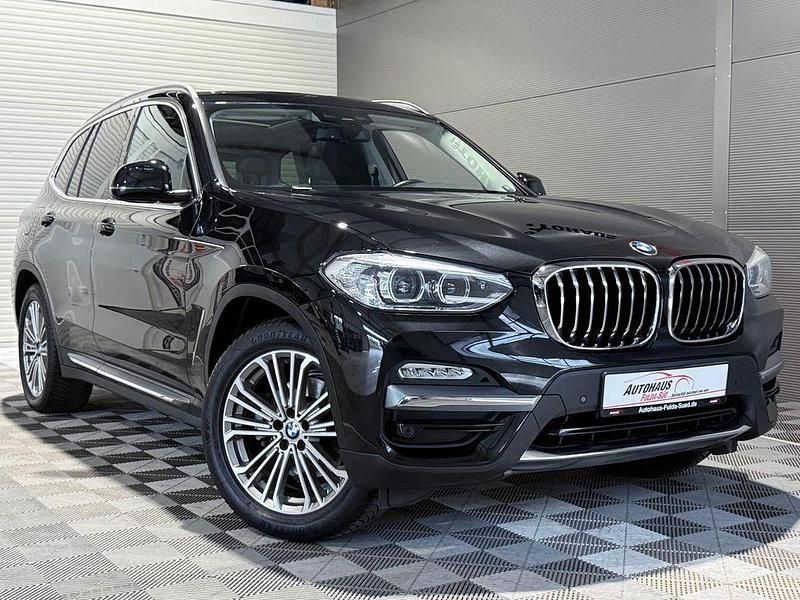 Black sapphire metallic Gebraucht 2019 BMW X3 Luxury Line SUV | 28.970 € (Guter Preis) - Bild 1/3