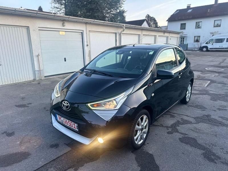 Schwarz Gebraucht 2019 Toyota Aygo Connect Style Kleinwagen | 9.200 € (Guter Preis) - Bild 1/4