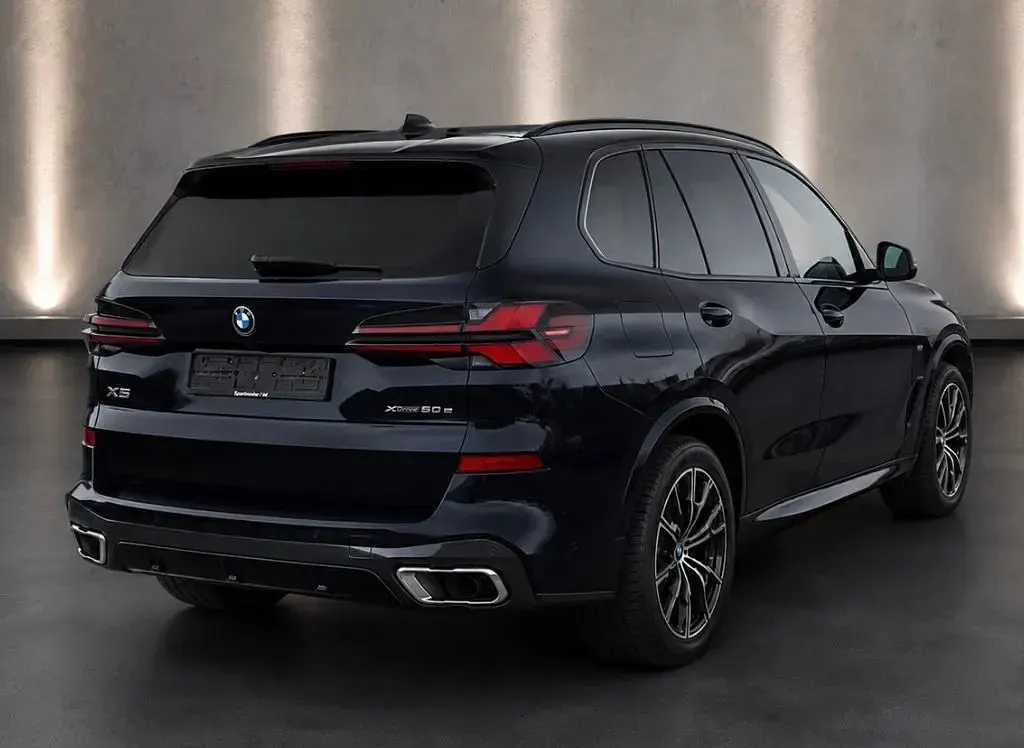 Gebraucht BMW X5 M Sport 489 PS (359 kW) 2023 Schwarz SUV