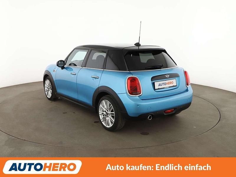 Gebraucht Mini Cooper D 116 PS (85 kW) 2019 Blau Kleinwagen