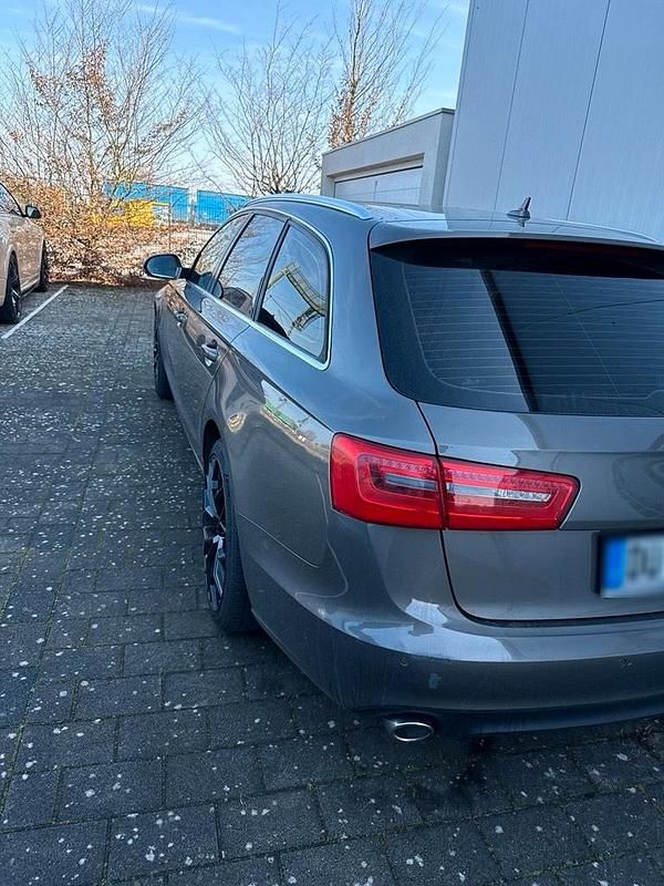 Gebraucht Audi A6 204 PS (150 kW) 2013 Gold Kombi