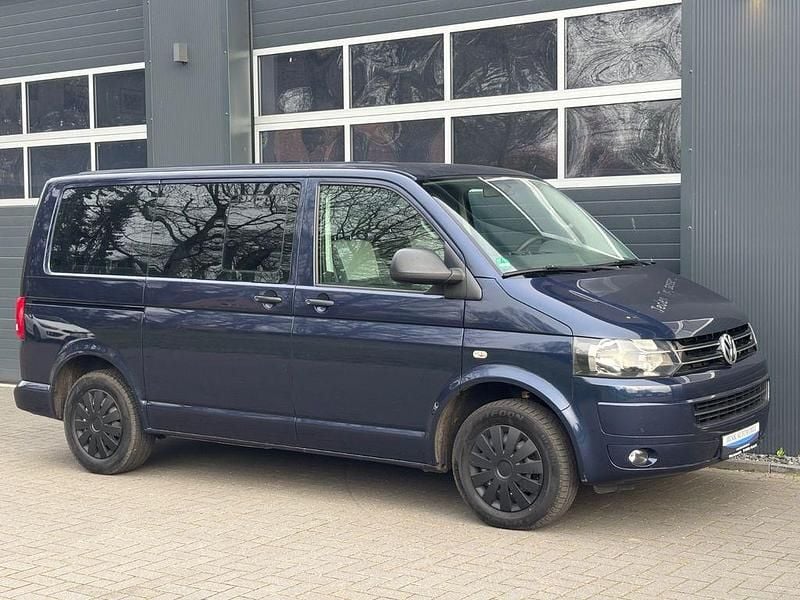 Gebraucht VW Multivan 140 PS (102 kW) 2015 Blau Van / Kleinbus