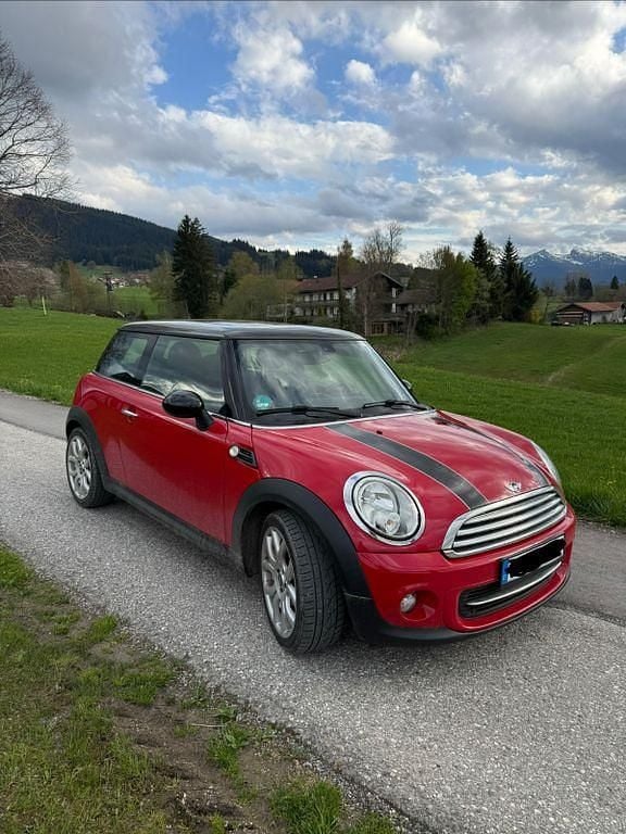 Gebraucht Mini Cooper 122 PS (89 kW) 2011 Rot Kleinwagen