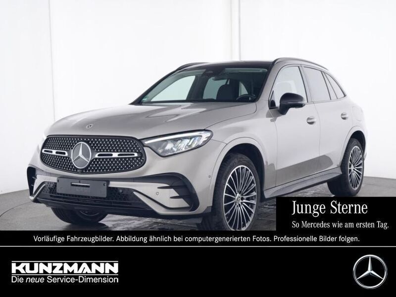 Mojavesilber metallic Gebraucht 2024 Mercedes GLC300e AMG SUV | 64.105 € (Fairer Preis) - Bild 1/4