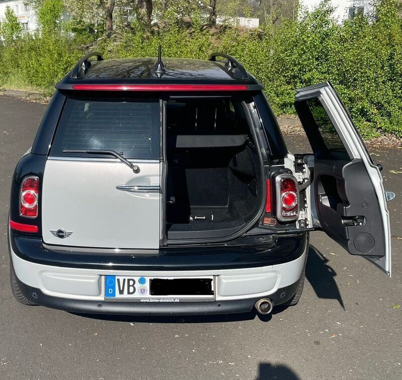 Silber Gebraucht 2014 Mini Cooper D Clubman Kombi | 7.300 € (Fairer Preis) - Bild 1/4