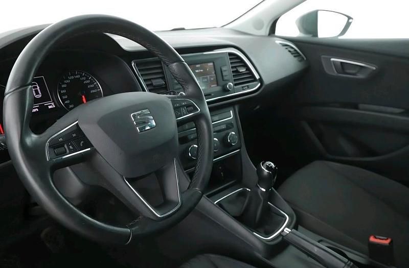 Gebraucht Seat Leon 110 PS (80 kW) 2016 Andere farben Kleinwagen