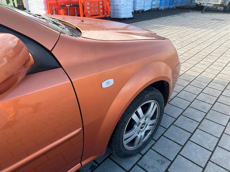 Gebraucht Chevrolet Nubira 120 PS (88 kW) 2009 Orange Kombi