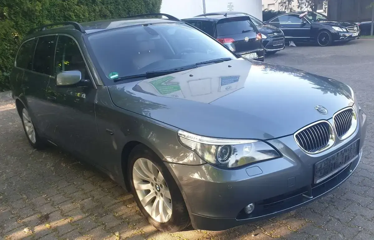 Second-hand BMW 525 177 CP (130 kW) 2006 Gri Break
