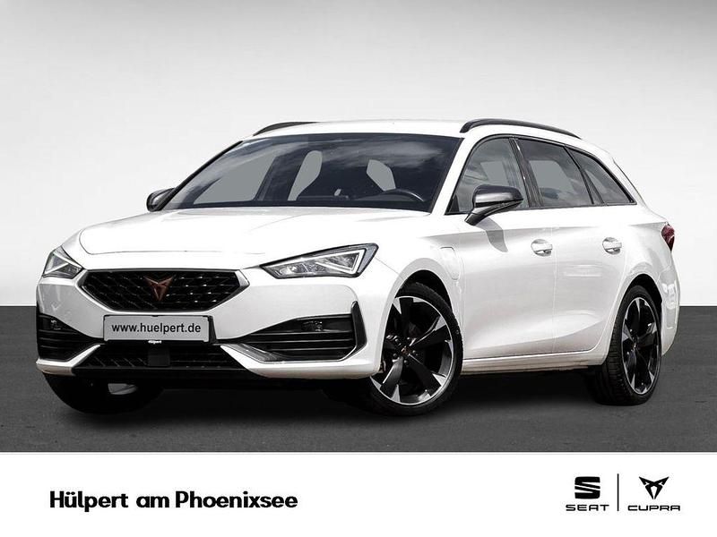 Weiß Gebraucht 2023 Cupra Leon VZ Limousine | 28.444 € (Fairer Preis) - Bild 1/4
