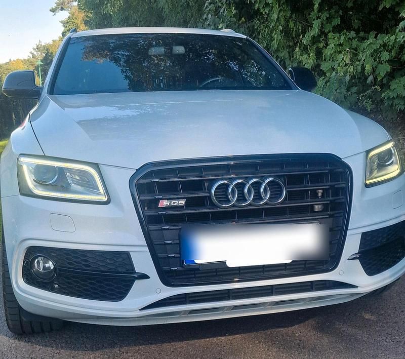 Weiß Gebraucht 2017 Audi SQ5 Competition SUV | 39.000 € (Teuer) - Bild 1/4
