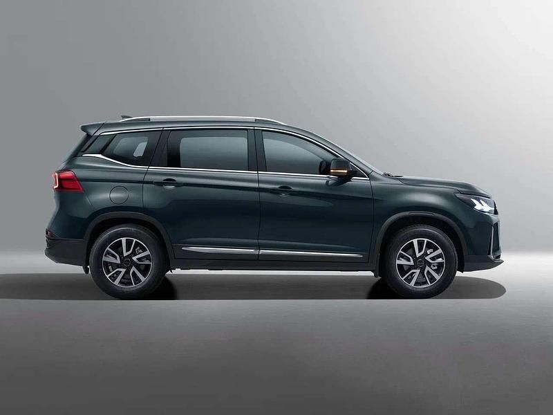 Neu DFSK Forthing 3 163 PS (119 kW) 2026 Jadegrün SUV