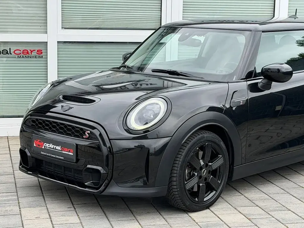 Gebraucht Mini Cooper S Classic 178 PS (130 kW) 2023 Schwarz Kleinwagen
