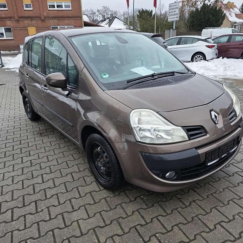 Gebraucht Renault Grand Modus 103 PS (75 kW) 2012 Mokkabraun Van / Kleinbus