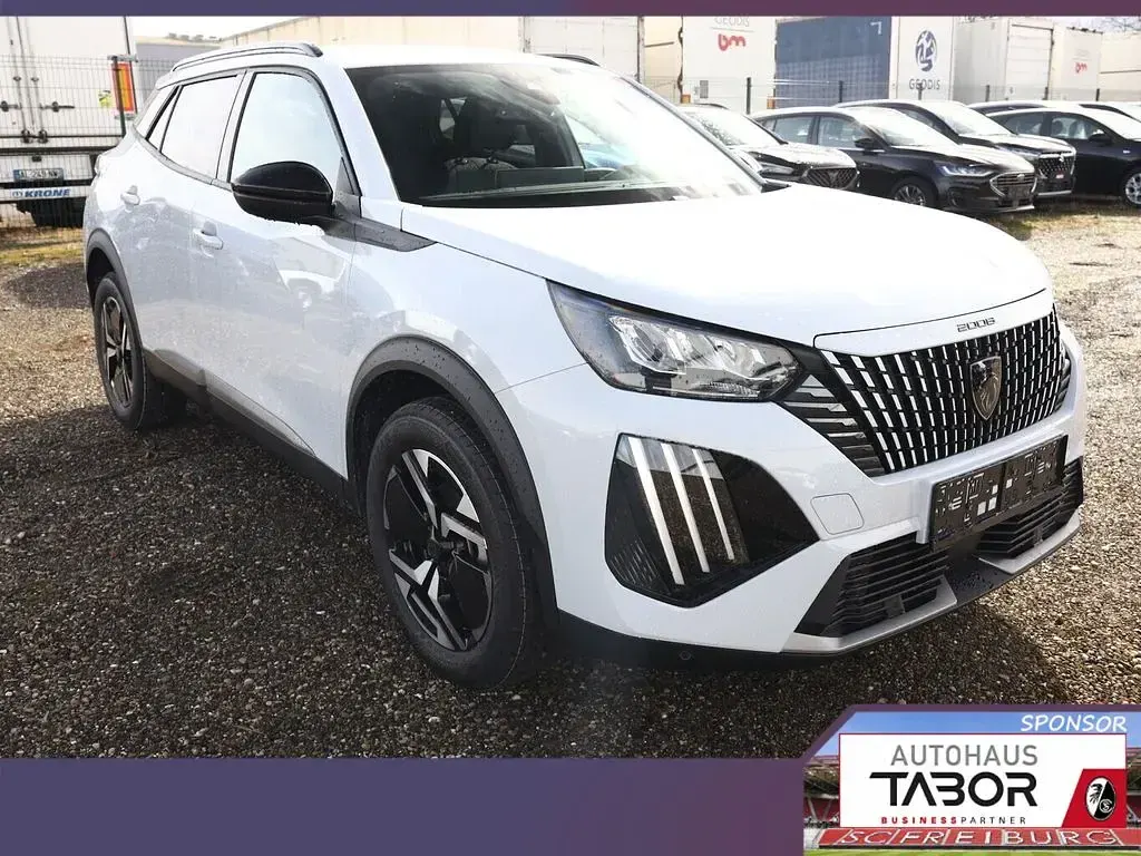 Neu Peugeot 2008 Allure 145 PS (106 kW) 2025 Weiss SUV