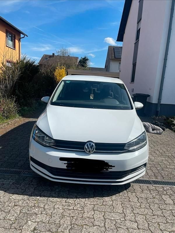 Gebraucht VW Touran 110 PS (80 kW) 2015 Weiß Van / Kleinbus