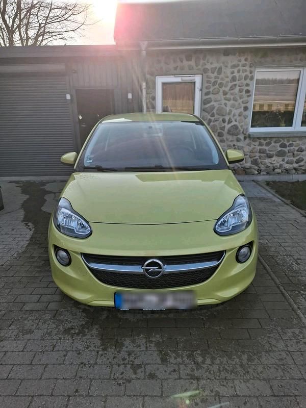 Grün Gebraucht 2017 Opel Adam S Kleinwagen | 7.300 € (Guter Preis) - Bild 1/4