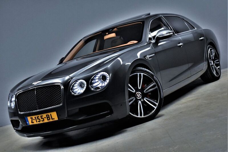 Gebraucht Bentley Flying Spur 528 PS (388 kW) 2016 Grau Limousine