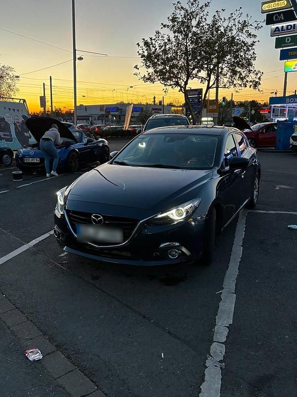 Second-hand Mazda 3 150 CP (110 kW) 2015 Albastru Berlinǎ