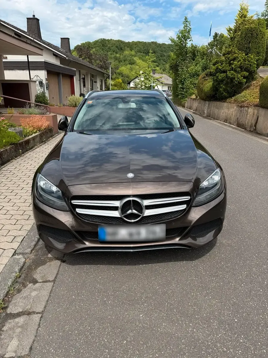 Gebraucht Mercedes 200 136 PS (100 kW) 2017 Braun Kombi