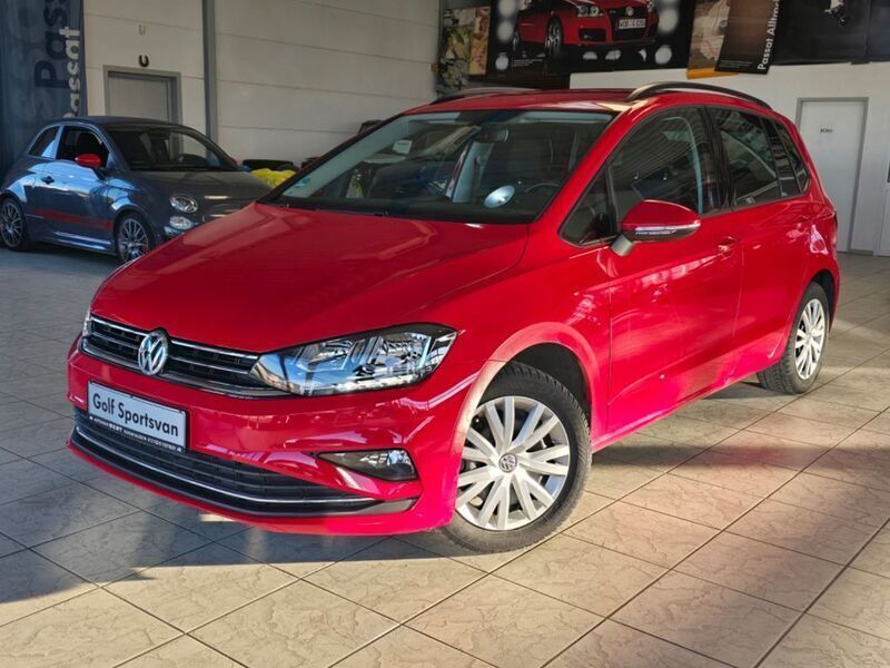 Rot Gebraucht 2019 VW Golf VII Comfortline Limousine | 13.999 € (Fairer Preis) - Bild 1/4