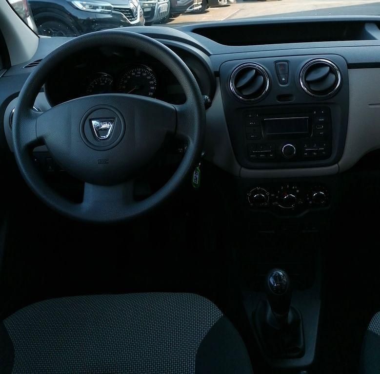 Gebraucht Dacia Dokker Ambiance 83 PS (61 kW) 2014 Braun Van / Kleinbus