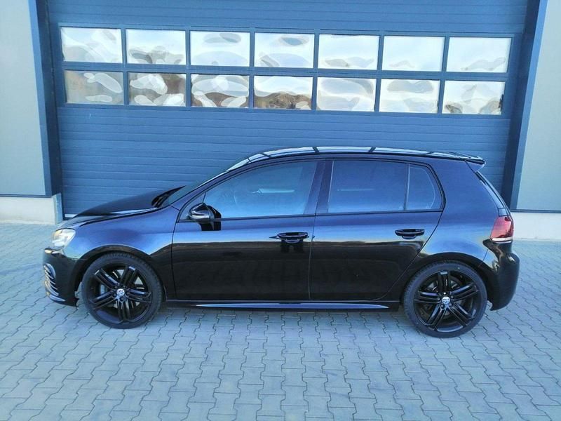 Schwarz Gebraucht 2010 VW Golf VI R Limousine | 18.950 € - Bild 1/4
