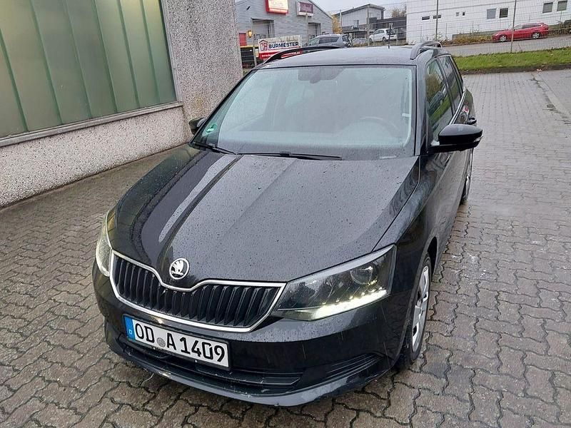 Schwarz Gebraucht 2015 Skoda Fabia Ambition Kombi | 3.150 € (Fairer Preis) - Bild 1/4