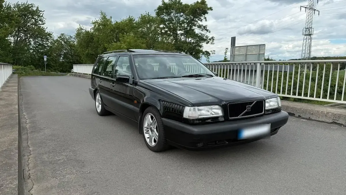 Gebraucht Volvo 850 240 PS (176 kW) 1996 Schwarz Kombi