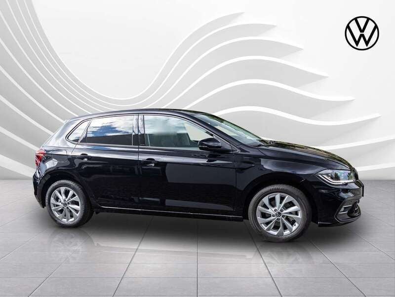 Gebraucht VW Polo Style 110 PS (80 kW) 2025 Schwarz (deep black perleffekt) Limousine