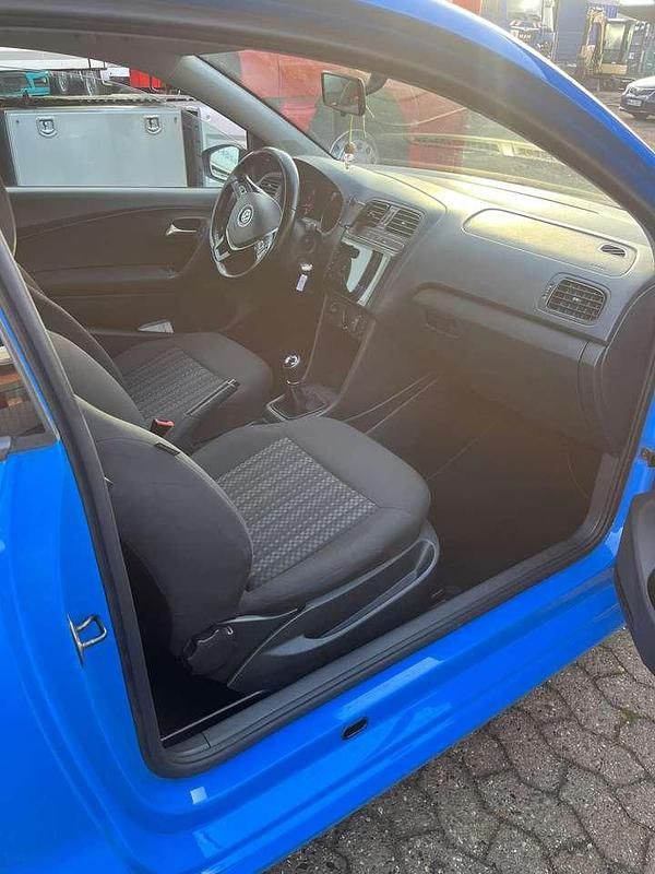 Gebraucht VW Polo 60 PS (44 kW) 2015 Limousine