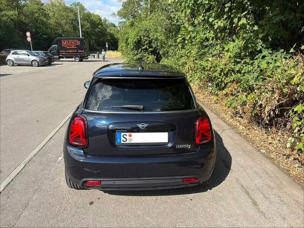 Gebraucht Mini Cooper SE 135 kW (184 PS) 2021 Blau Kleinwagen