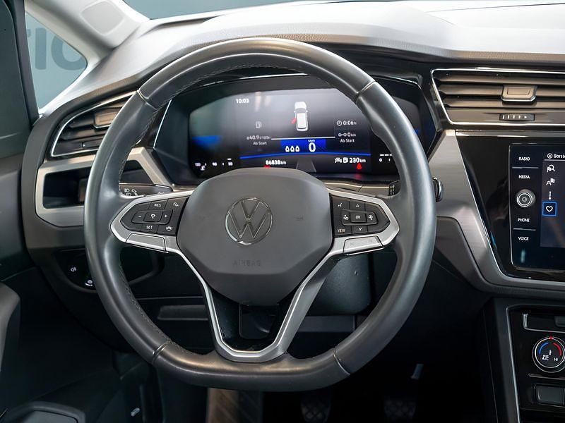 Gebraucht VW Touran 122 PS (89 kW) 2022 Grau Van / Kleinbus
