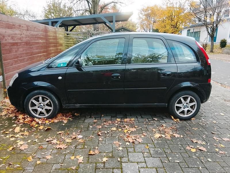Schwarz Gebraucht 2004 Opel Meriva Van / Kleinbus | 680 € (Guter Preis) - Bild 1/4