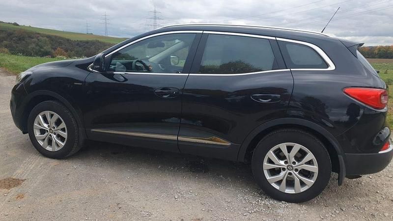 Gebraucht Renault Kadjar LIMITED 131 PS (96 kW) 2018 Schwarz SUV