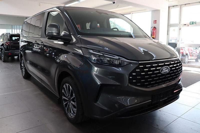 Gebraucht Ford Tourneo Custom Titanium X 170 PS (125 kW) 2025 Grau Van