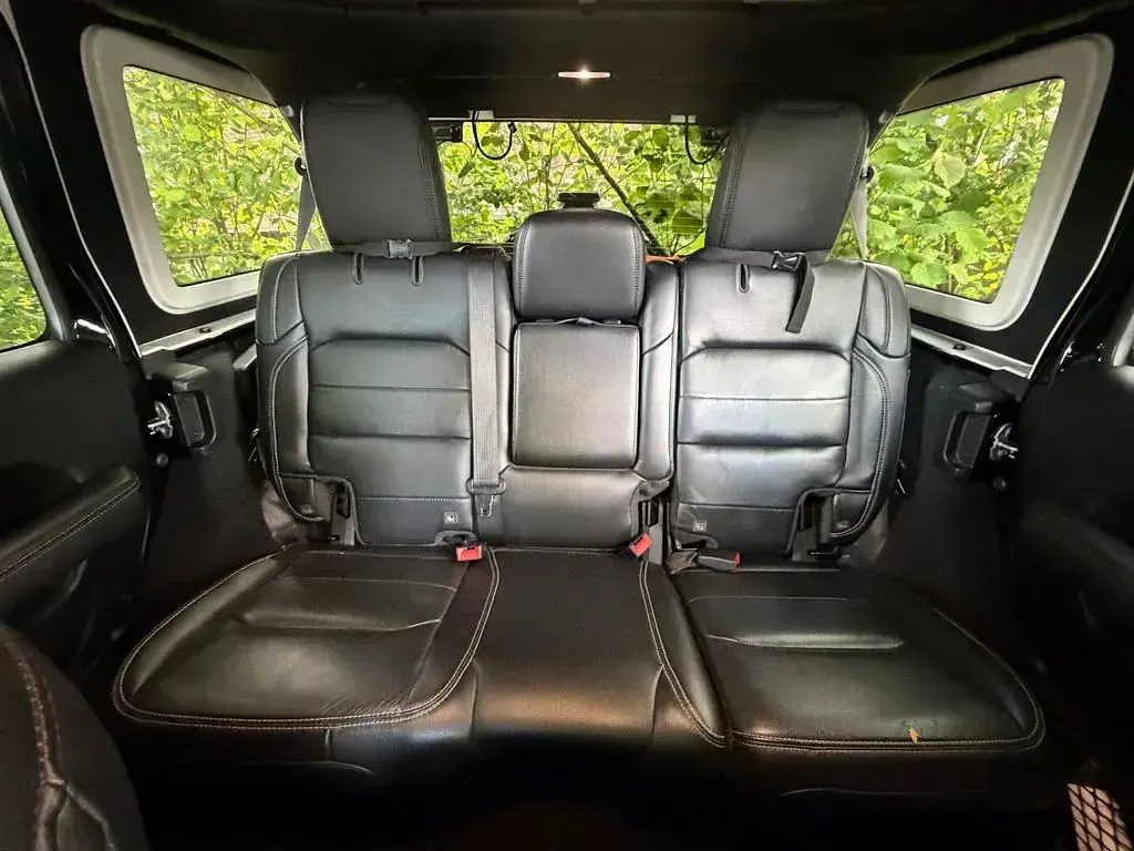 Gebraucht Jeep Wrangler Sahara 200 PS (147 kW) 2019 Schwarz SUV