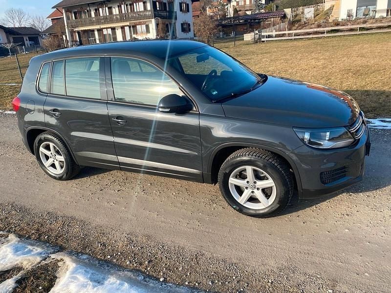 Gebraucht 2016 VW Tiguan SUV | 11.700 € (Guter Preis) - Bild 1/4