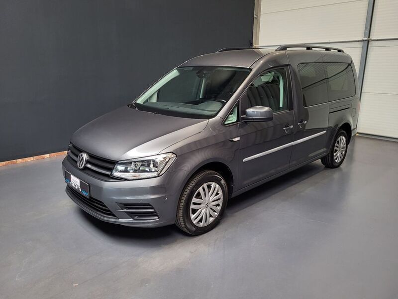 Indiumgrau metallic Gebraucht 2017 VW Caddy Maxi Trendline Van / Kleinbus | 20.950 € (Guter Preis) - Bild 1/4