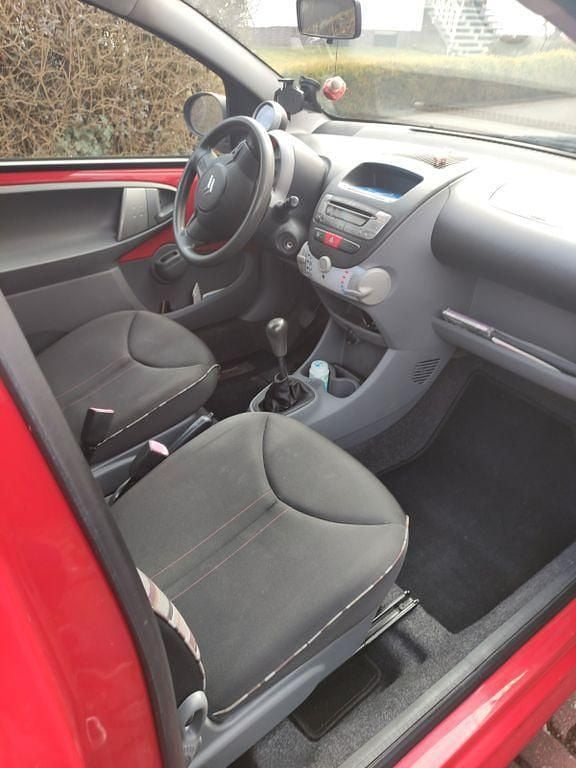 Gebraucht Citroën C1 68 PS (50 kW) 2010 Rot Kleinwagen