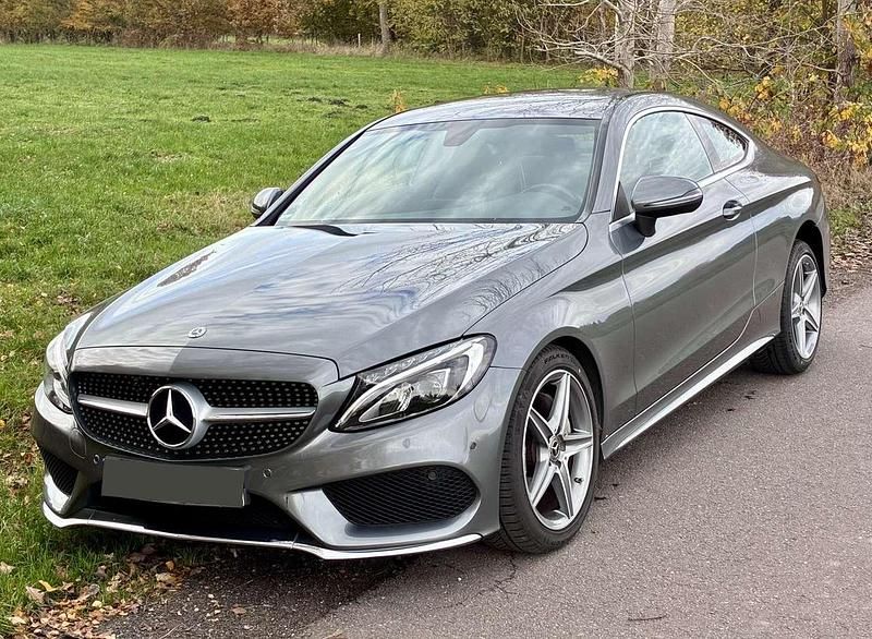 Gebraucht Mercedes C180 156 PS (114 kW) 2017 Grau Coupé
