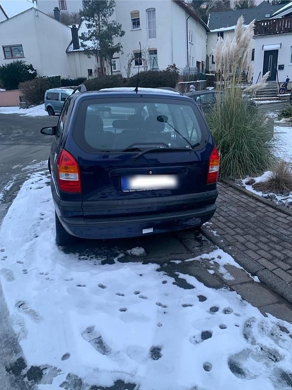 Gebraucht Opel Zafira 101 PS (74 kW) 2003 Blau Van / Kleinbus