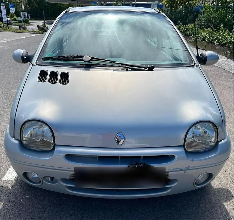 Second-hand Renault Twingo 75 CP (55 kW) 2003 Argintiu Hatchback