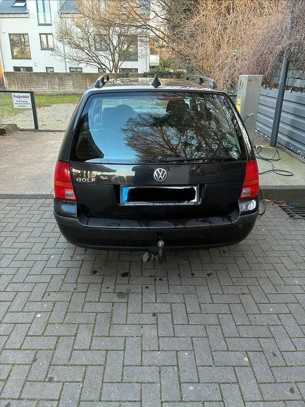 Gebraucht VW Golf IV 104 PS (76 kW) 2003 Schwarz Kombi