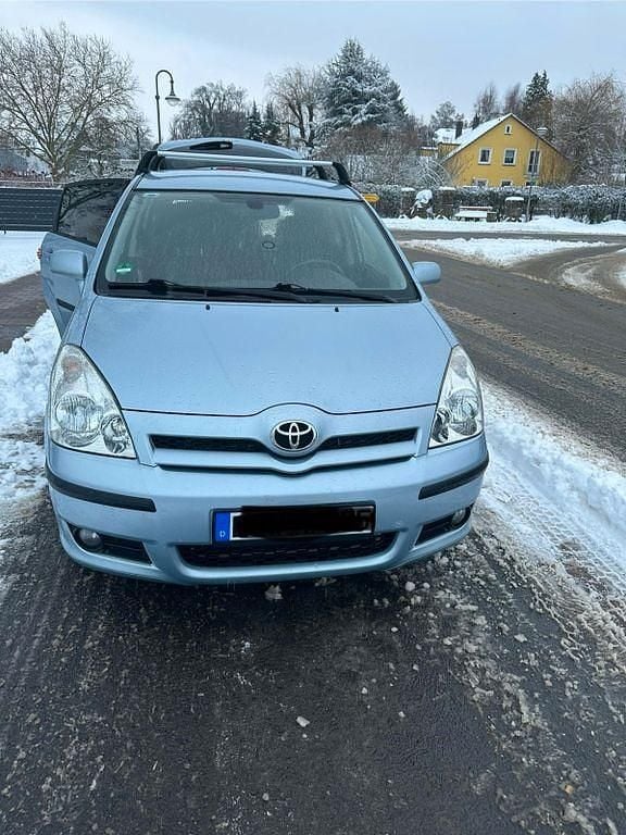 Gebraucht 2006 Toyota Verso Van / Kleinbus | 3.299 € - Bild 1/4