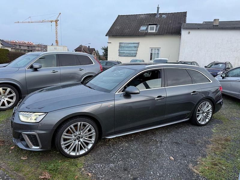Gebraucht Audi A4 S-Line 204 PS (150 kW) 2022 Grau Kombi