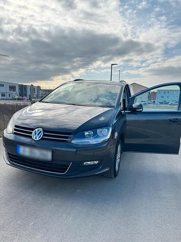 Gebraucht VW Sharan 150 PS (110 kW) 2018 Grau Van / Kleinbus