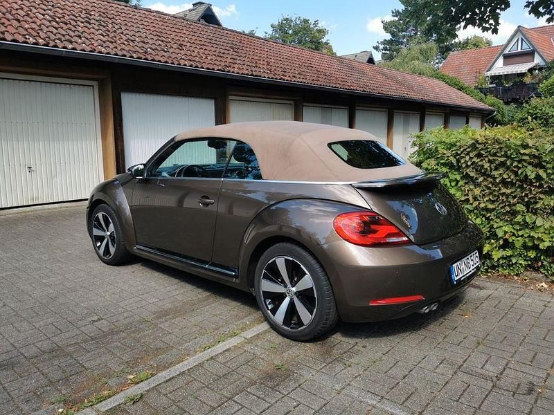 Gebraucht VW Beetle Exclusive 150 PS (110 kW) 2015 Braun Kleinwagen